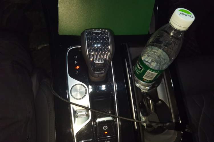Used GAC Trumpchi M8 2024 Master Series 400T Ultimate Edition Gear Lever