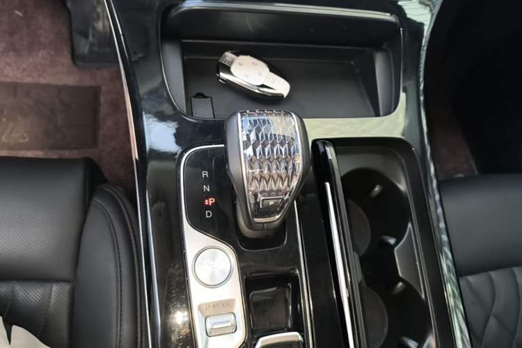 Used GAC Trumpchi M8 2024 Master Series 400T Prestige Edition Gear Lever