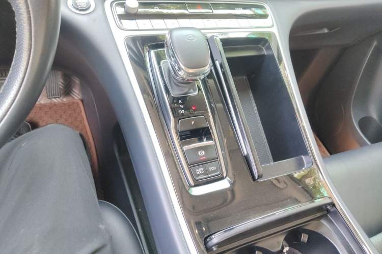 Used GAC Trumpchi M8 2024 Lingxiu Series 390T Deluxe Edition Gear Lever