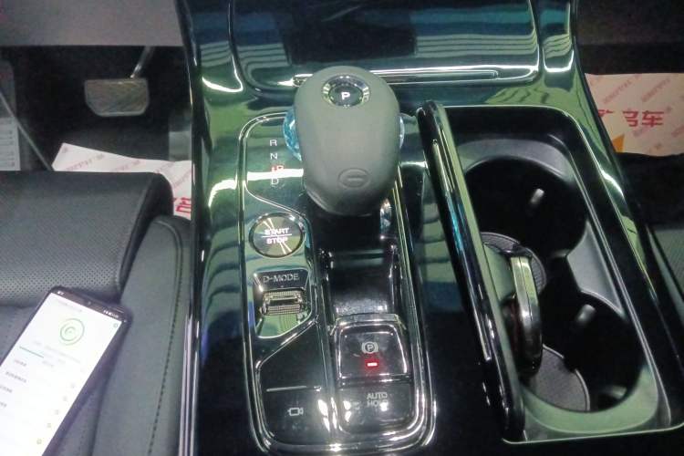 Used GAC Trumpchi M8 2024 Zongshi Series 400T Ultimate Edition Gear Lever