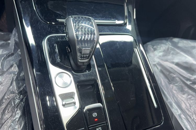 Used GAC Trumpchi M8 2024 Master Series 400T Ultimate Edition Gear Lever