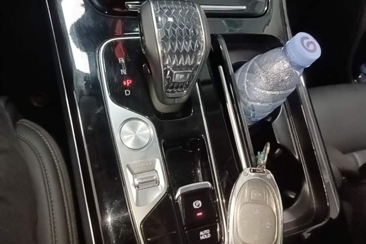 Used GAC Trumpchi M8 2024 Master Series 400T Ultimate Edition Gear Lever
