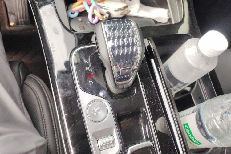 Used GAC Trumpchi M8 2024 Master Series 400T Prestige Edition Gear Lever