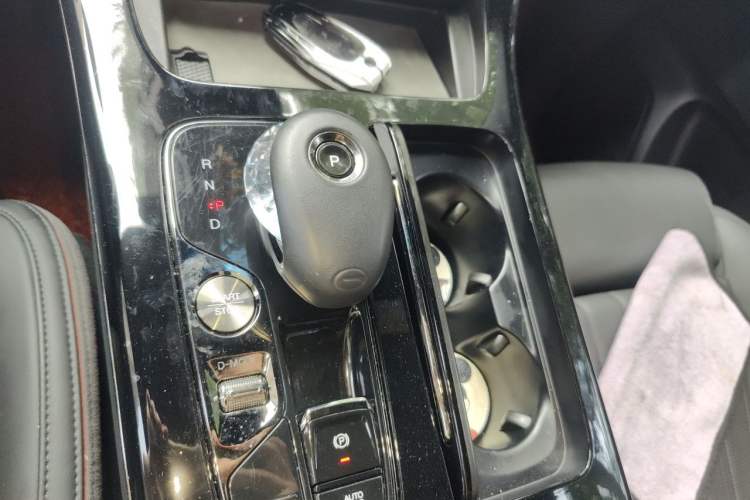 Used GAC Trumpchi M8 2024 Zongshi Series 400T Ultimate Edition Gear Lever