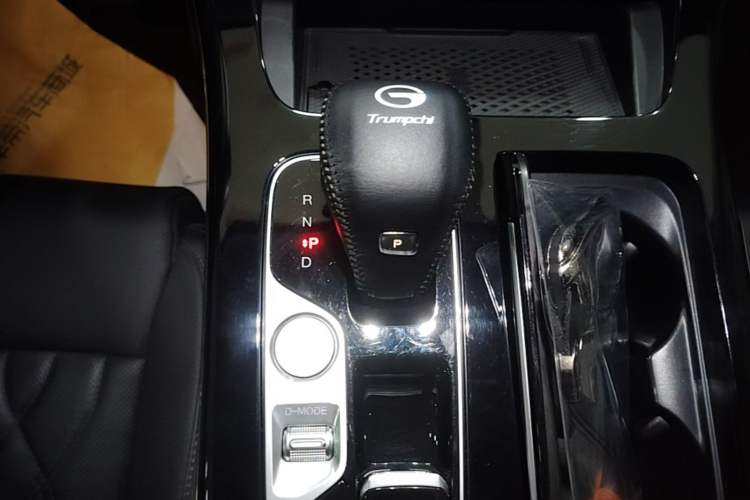 Used GAC Trumpchi M8 2024 Master Series 400T Ultimate Edition Gear Lever