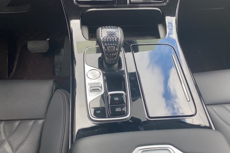 Used GAC Trumpchi M8 2024 Master Series Super Hybrid Edition Gear Lever