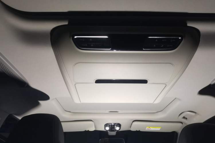 Used GAC Trumpchi M8 2024 Master Series 400T Prestige Edition Headliner