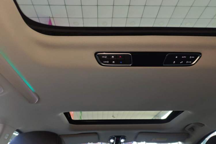 Used GAC Trumpchi M8 2024 Master Series 400T Ultimate Edition Headliner