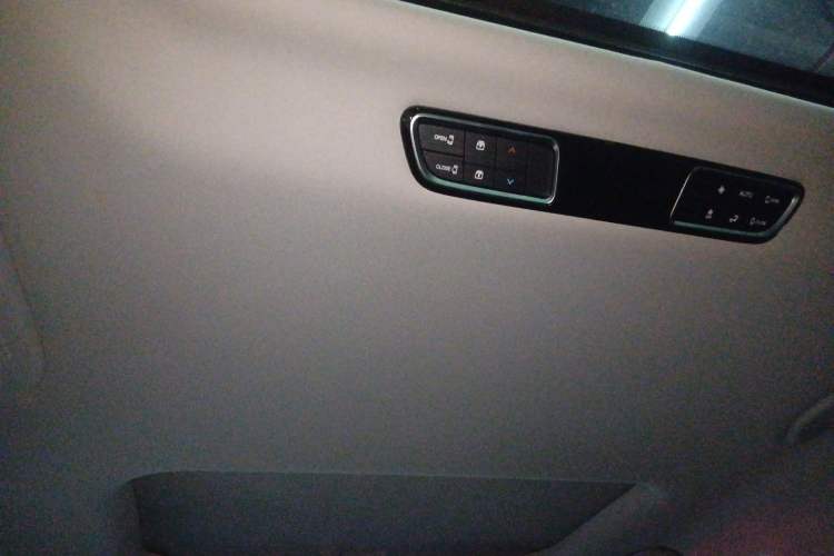 Used GAC Trumpchi M8 2024 Master Series 400T Prestige Edition Headliner
