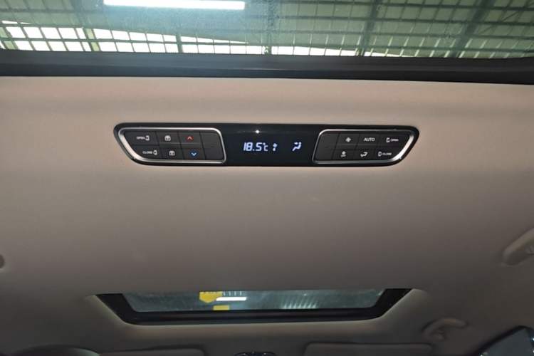 Used GAC Trumpchi M8 2024 Master Series 400T Prestige Edition Headliner