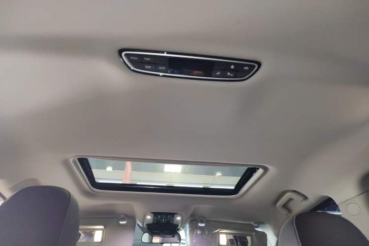Used GAC Trumpchi M8 2024 Lingxiu Series 390T Luxury Edition Headliner