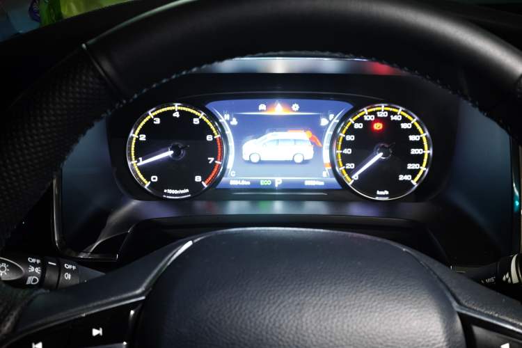 Used GAC Trumpchi M8 2024 Lingxiu Series 390T Deluxe Edition Instrument Cluster