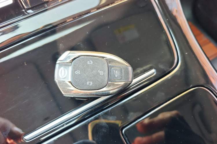 Used GAC Trumpchi M8 2024 Master Series Super Hybrid Edition Interior 1