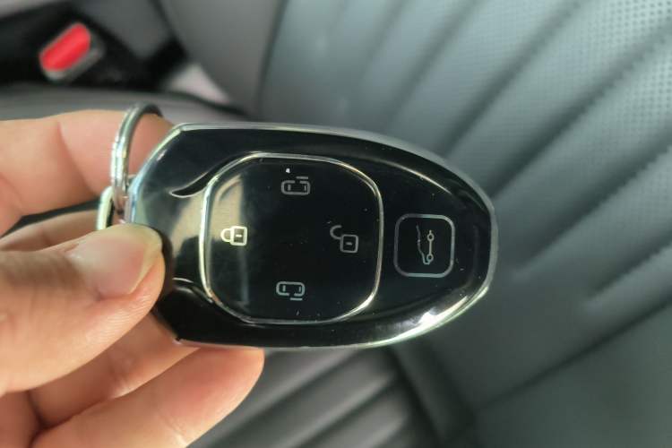 Used GAC Trumpchi M8 2024 Master Series 400T Prestige Edition Interior 1
