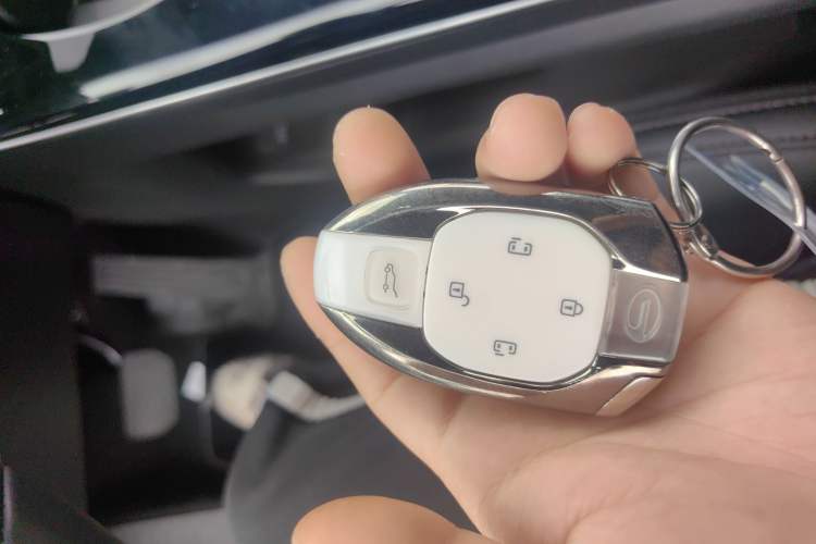 Used GAC Trumpchi M8 2024 Master Series Super Hybrid Edition Interior 1