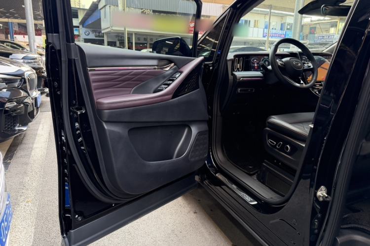 Used GAC Trumpchi M8 2024 Master Series 400T Ultimate Edition Interior 1