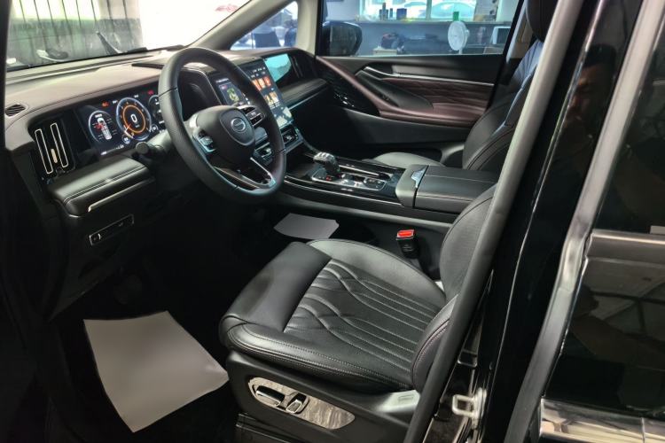 Used GAC Trumpchi M8 2024 Master Series 400T Prestige Edition Interior 1