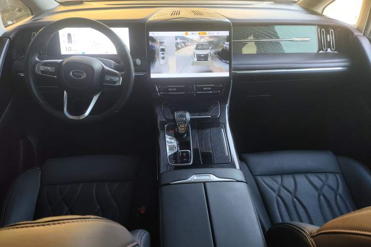 Used GAC Trumpchi M8 2024 Master Series 400T Ultimate Edition Interior 1