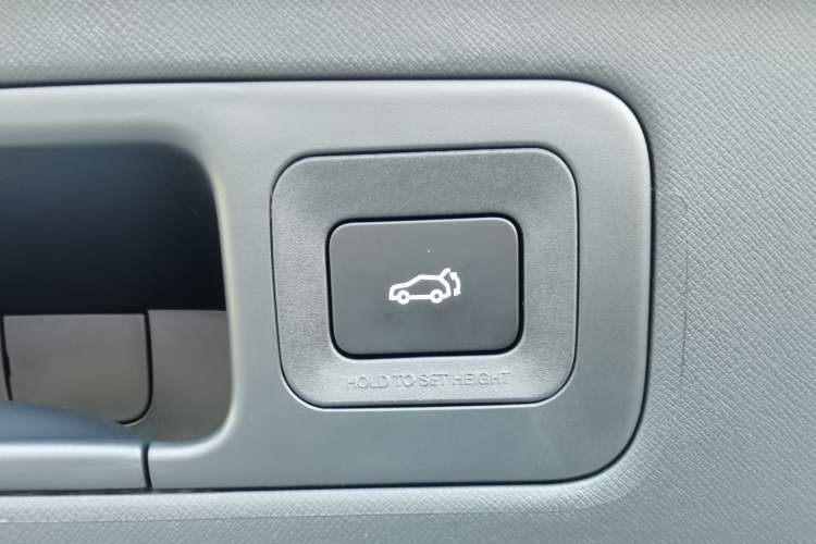 Used GAC Trumpchi M8 2024 Master Series 400T Prestige Edition Interior 1