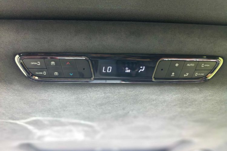 Used GAC Trumpchi M8 2024 Zongshi Series 400T Pioneer Edition Interior 1