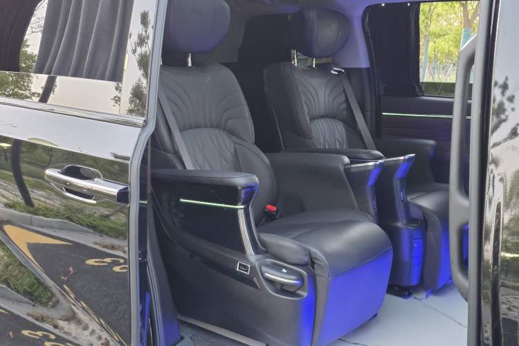 Used GAC Trumpchi M8 2024 Master Series 400T Ultimate Edition Interior 10