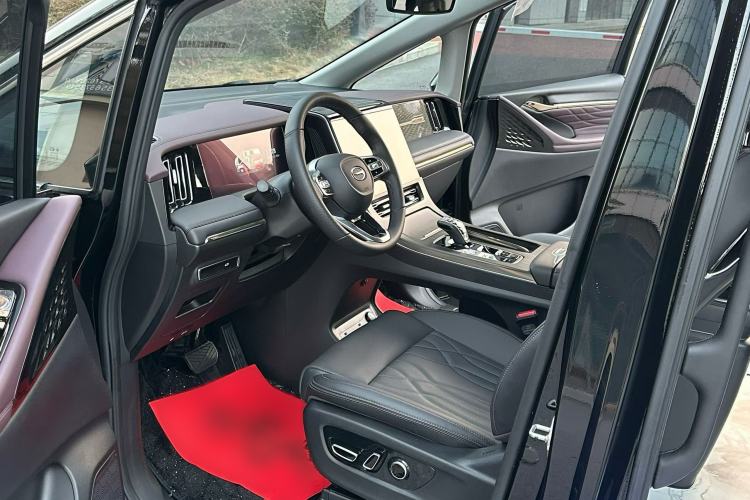 Used GAC Trumpchi M8 2024 Master Series 400T Ultimate Edition Interior 2