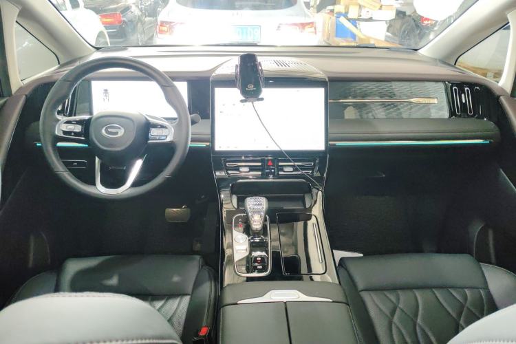 Used GAC Trumpchi M8 2024 Master Series 400T Ultimate Edition Interior 2