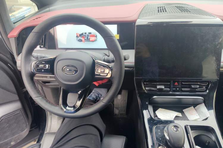Used GAC Trumpchi M8 2024 Zongshi Series 400T Ultimate Edition Interior 2