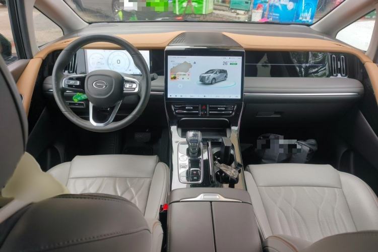 Used GAC Trumpchi M8 2024 Master Series 400T Prestige Edition Interior 2
