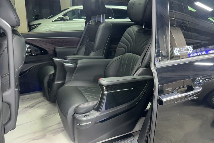 Used GAC Trumpchi M8 2024 Master Series 400T Prestige Edition Interior 2