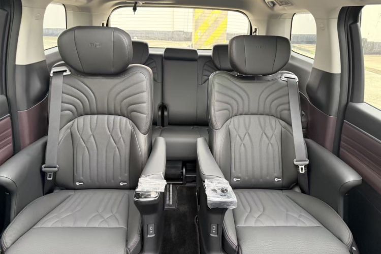 Used GAC Trumpchi M8 2024 Master Series 400T Prestige Edition Interior 2