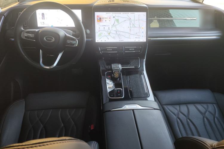Used GAC Trumpchi M8 2024 Master Series 400T Ultimate Edition Interior 2