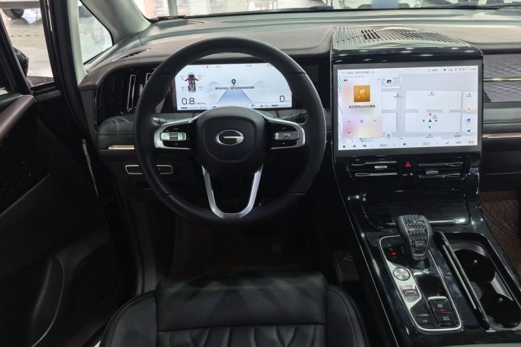 Used GAC Trumpchi M8 2024 Master Series 400T Ultimate Edition Interior 3