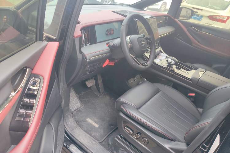 Used GAC Trumpchi M8 2024 Zongshi Series 400T Ultimate Edition Interior 3