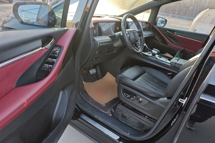 Used GAC Trumpchi M8 2024 Zongshi Series 400T Ultimate Edition Interior 3