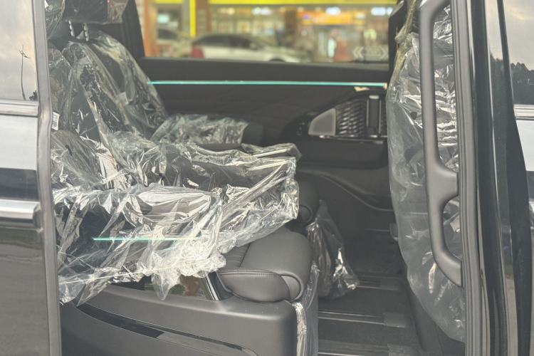 Used GAC Trumpchi M8 2024 Master Series 400T Ultimate Edition Interior 3