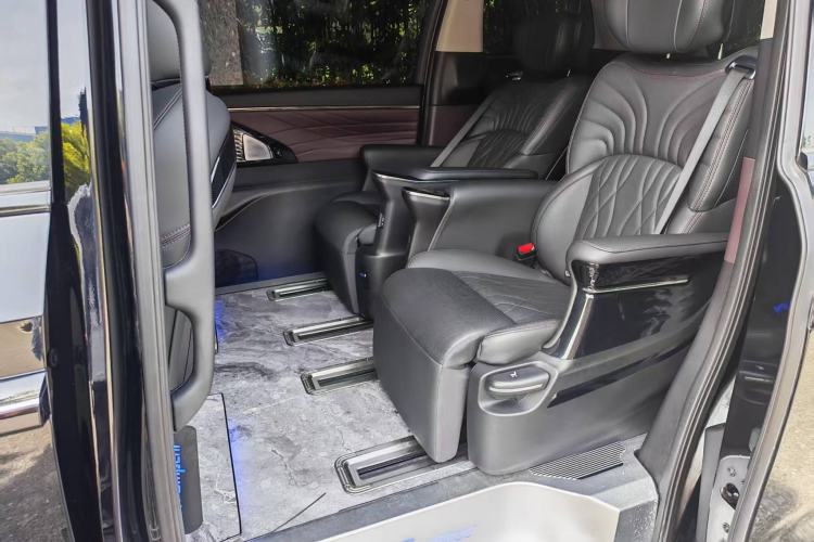 Used GAC Trumpchi M8 2024 Master Series 400T Ultimate Edition Interior 3