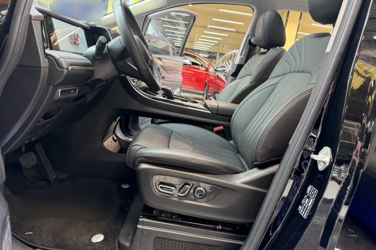 Used GAC Trumpchi M8 2024 Master Series 400T Ultimate Edition Interior 3