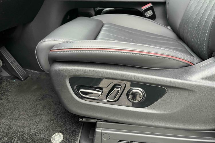 Used GAC Trumpchi M8 2024 Zongshi Series 400T Ultimate Edition Interior 3