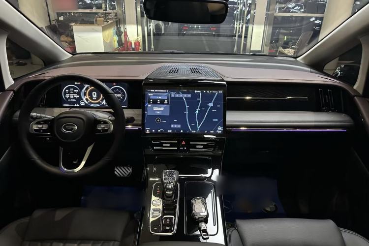 Used GAC Trumpchi M8 2024 Master Series 400T Ultimate Edition Interior 3