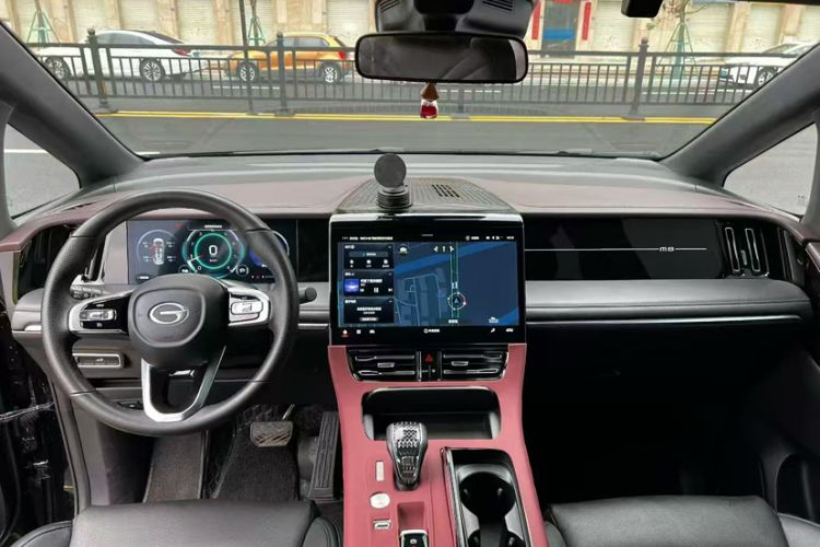 Used GAC Trumpchi M8 2024 Master Series 400T Prestige Edition Interior 3