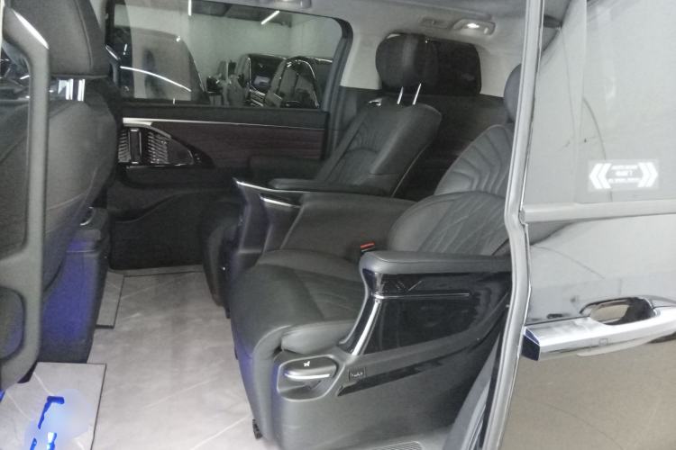 Used GAC Trumpchi M8 2024 Master Series 400T Prestige Edition Interior 4