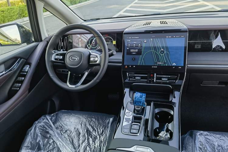 Used GAC Trumpchi M8 2024 Master Series 400T Prestige Edition Interior 4