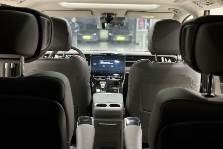 Used GAC Trumpchi M8 2024 Master Series 400T Prestige Edition Interior 4