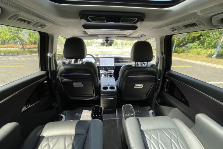 Used GAC Trumpchi M8 2024 Master Series 400T Prestige Edition Interior 4