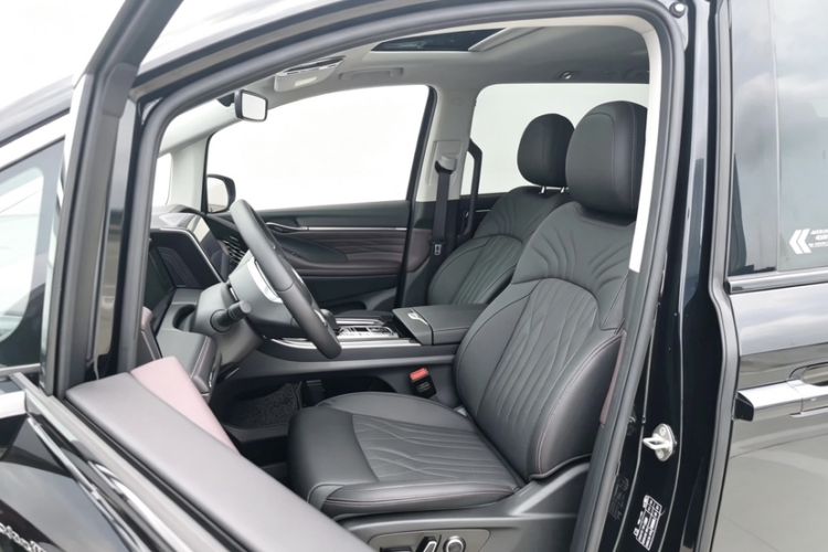 Used GAC Trumpchi M8 2024 Master Series 400T Ultimate Edition Interior 4