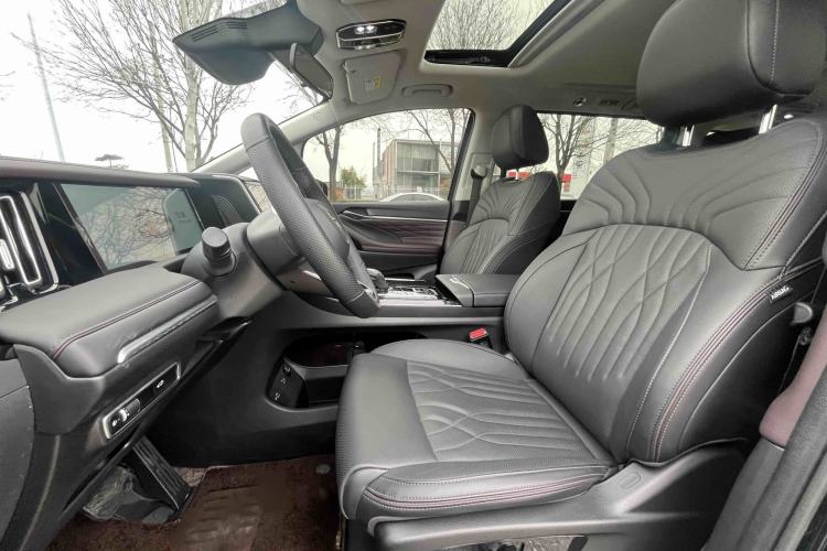 Used GAC Trumpchi M8 2024 Master Series 400T Prestige Edition Interior 5