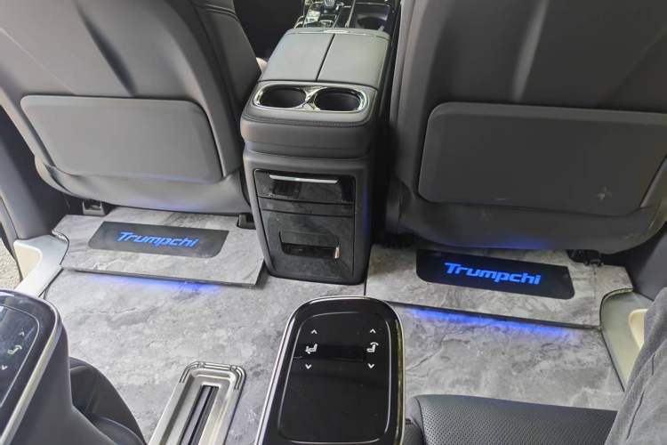 Used GAC Trumpchi M8 2024 Master Series 400T Ultimate Edition Interior 6