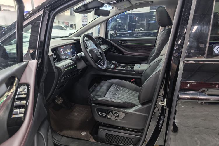 Used GAC Trumpchi M8 2024 Master Series 400T Ultimate Edition Interior 7
