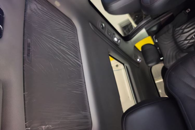 Used GAC Trumpchi M8 2024 Master Series 400T Prestige Edition Interior 7